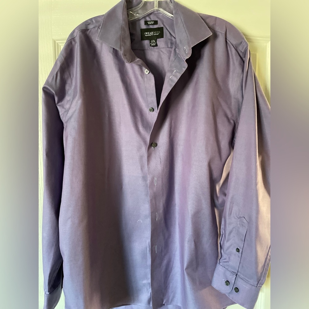 Kenneth Cole Slim Fit Non-Iron Lavender Dress Shirt, size 17.5  34/35